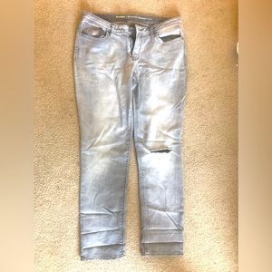 3. Grey high waisted tiny rip jeans